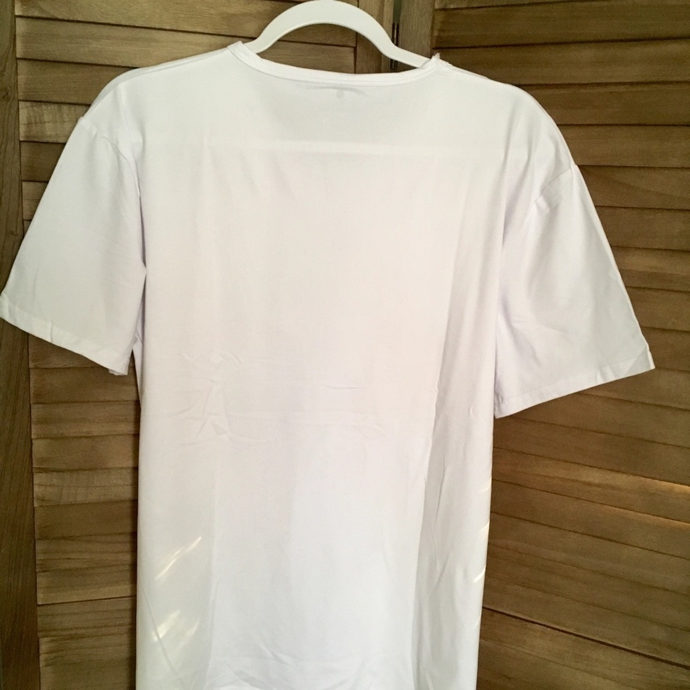 👄 Lips T-shirt - Picture 3 of 3